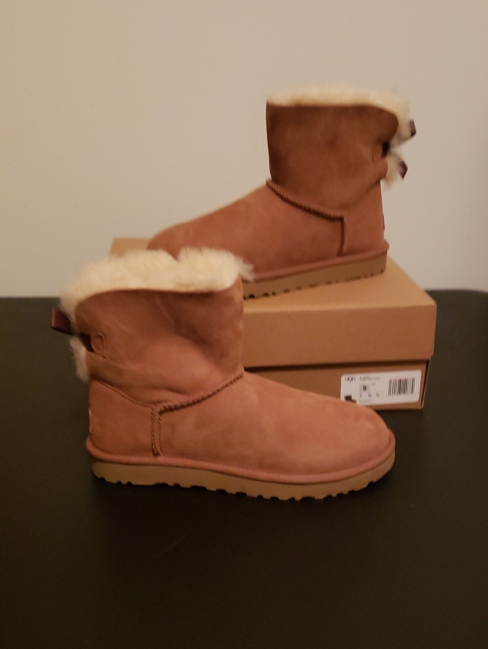 UGG W Mini Bailey Bow II Women's 8